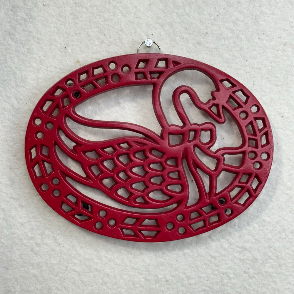 Avon Country Treasure Christmas Swan/Goose Red Enamel Cast Iron Metal Trivet VTG